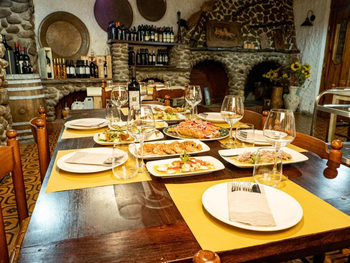 Albergo Ristorante Locanda Rosella Giba Exterior foto